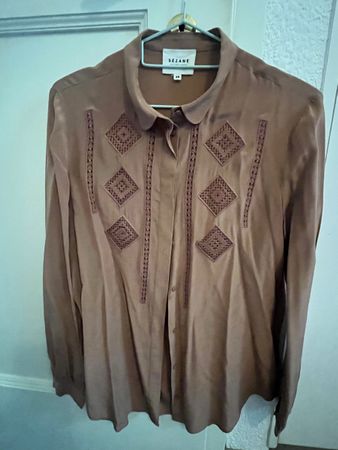 Chemise en soie Sézane 36 jamais portée 