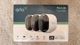 Arlo Pro 5 2K Sicherheitskamera