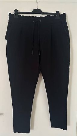 Elegante, schwarze HOSE. Gr. 42