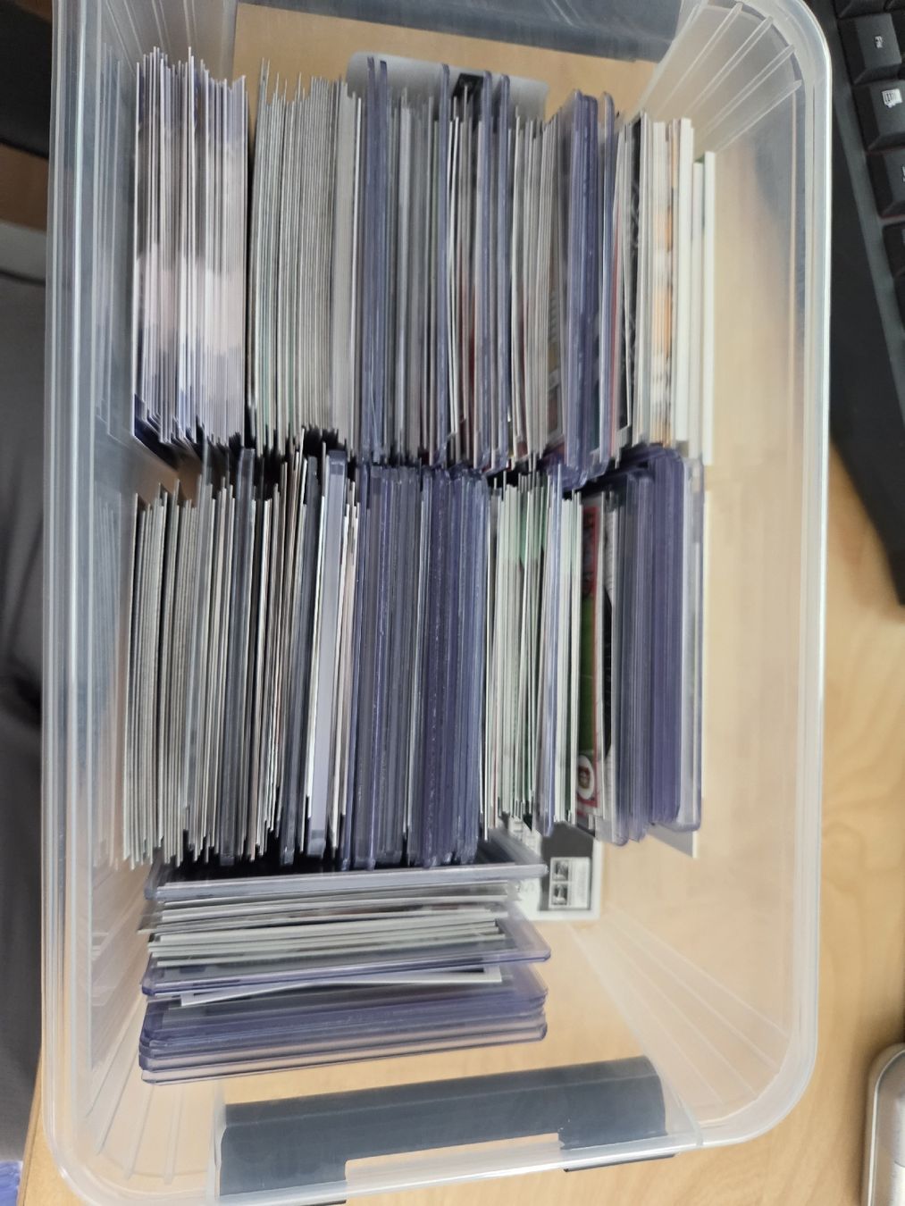 Topps Carte collezionabili: Box voller Topps Sammelkarten  – Usato da Balsthal venduto da ChristianH010 1