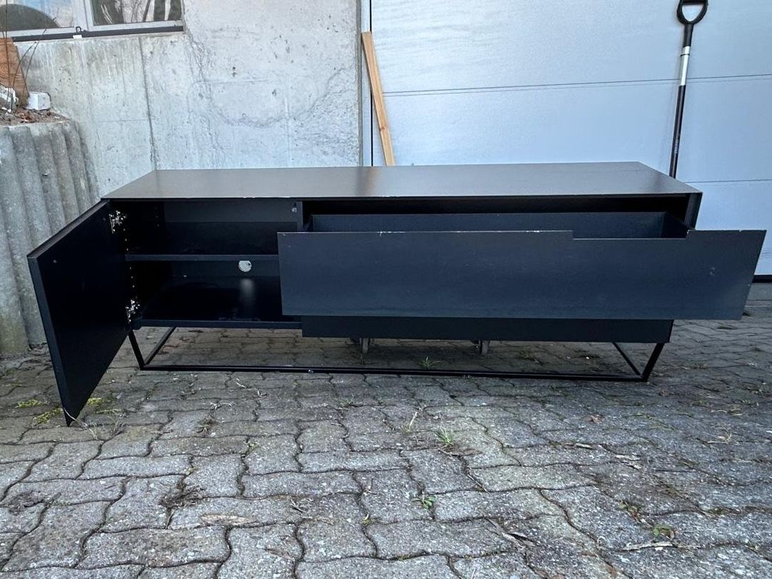 Mobili TV: TV-Möbel/Lowboard, 170x48x60.5cm – Usato da Jegenstorf venduto da RobyJian 4