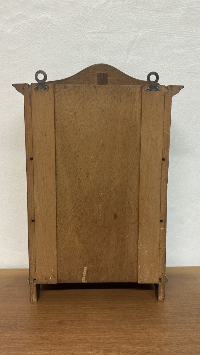 Armoires: Small Wooden Cabinet with Lock and Key – D'occasion à Schlieren par Norauro 5