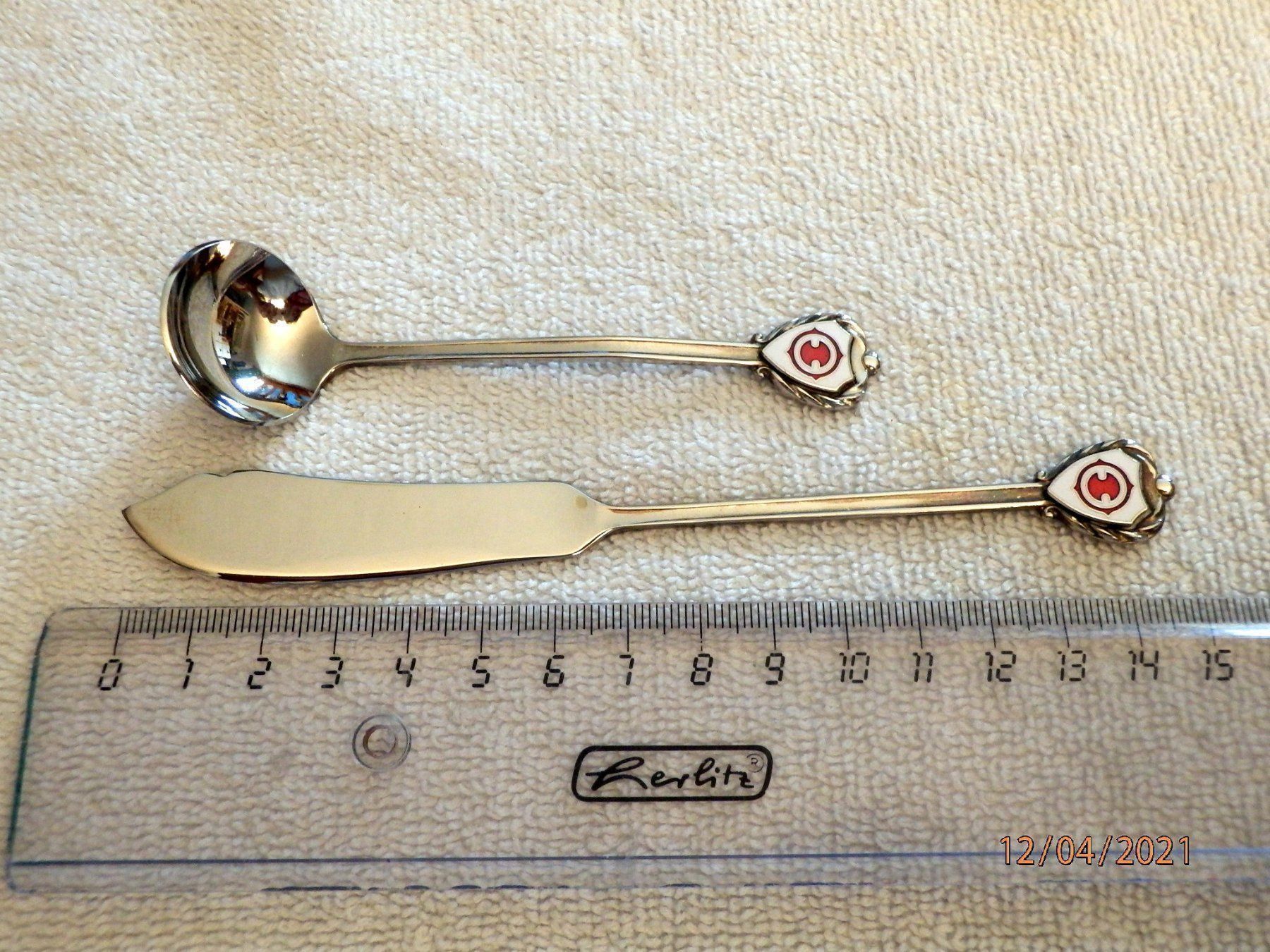 Cucchiai: Tee- Kaffee-oder Dosierlöffel und Messer – Usato da Ueberstorf venduto da dinbau 1