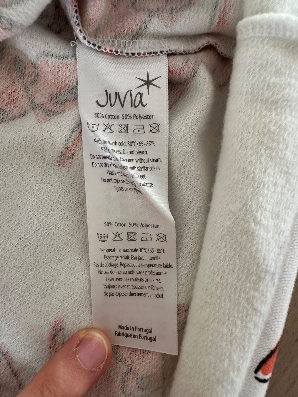 Pullover & Sweatshirts: Juvia Pulli – Gebraucht aus Zürich von Anniroc016 2