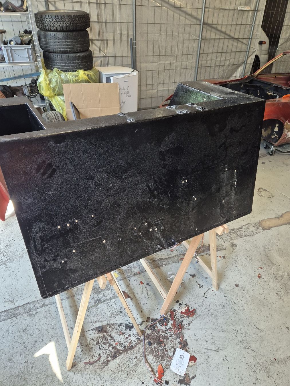Haut-parleurs: Eton Subwoofer mit Gehaeuse, – D'occasion à Madiswil par flu_5ly2 1