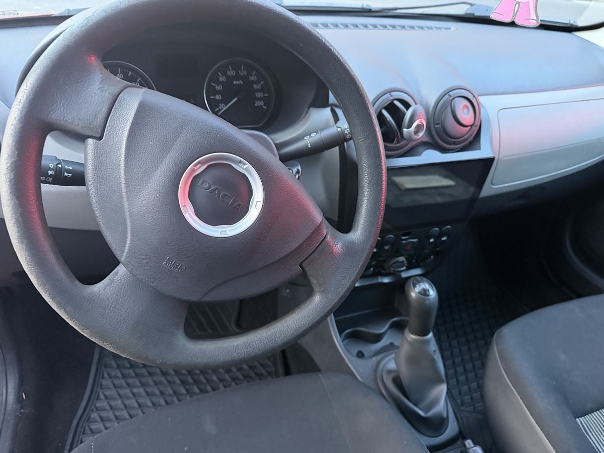 Dacia Autos: Dacia sandero – D'occasion à La Chaux-de-Fonds par Transportchezmax 1