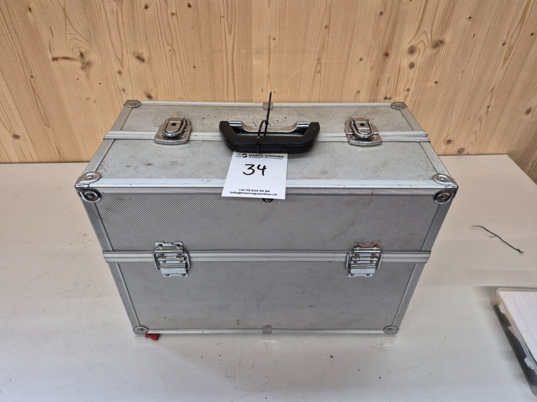 Tutti gli attrezzi: 034 Elektrowerkzeugkoffer – Usato da Derendingen venduto da Meisterstuecke 9