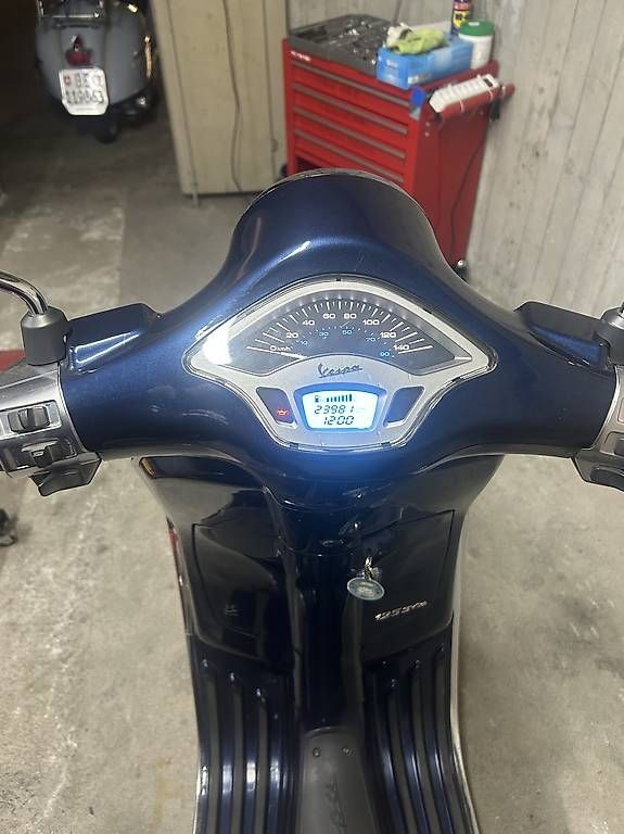 Scooter: Vespa primavera 125  – Usato da neuenegg venduto da ertukkio 1
