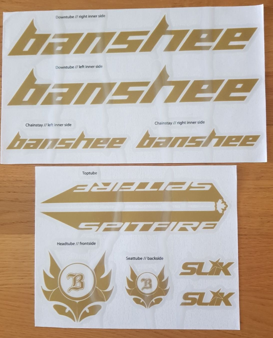 Sticker: Banshee Spitfire Style Decal Kit – Nuovo (secondo la descrizione) da Emmenbrücke venduto da Herzog07