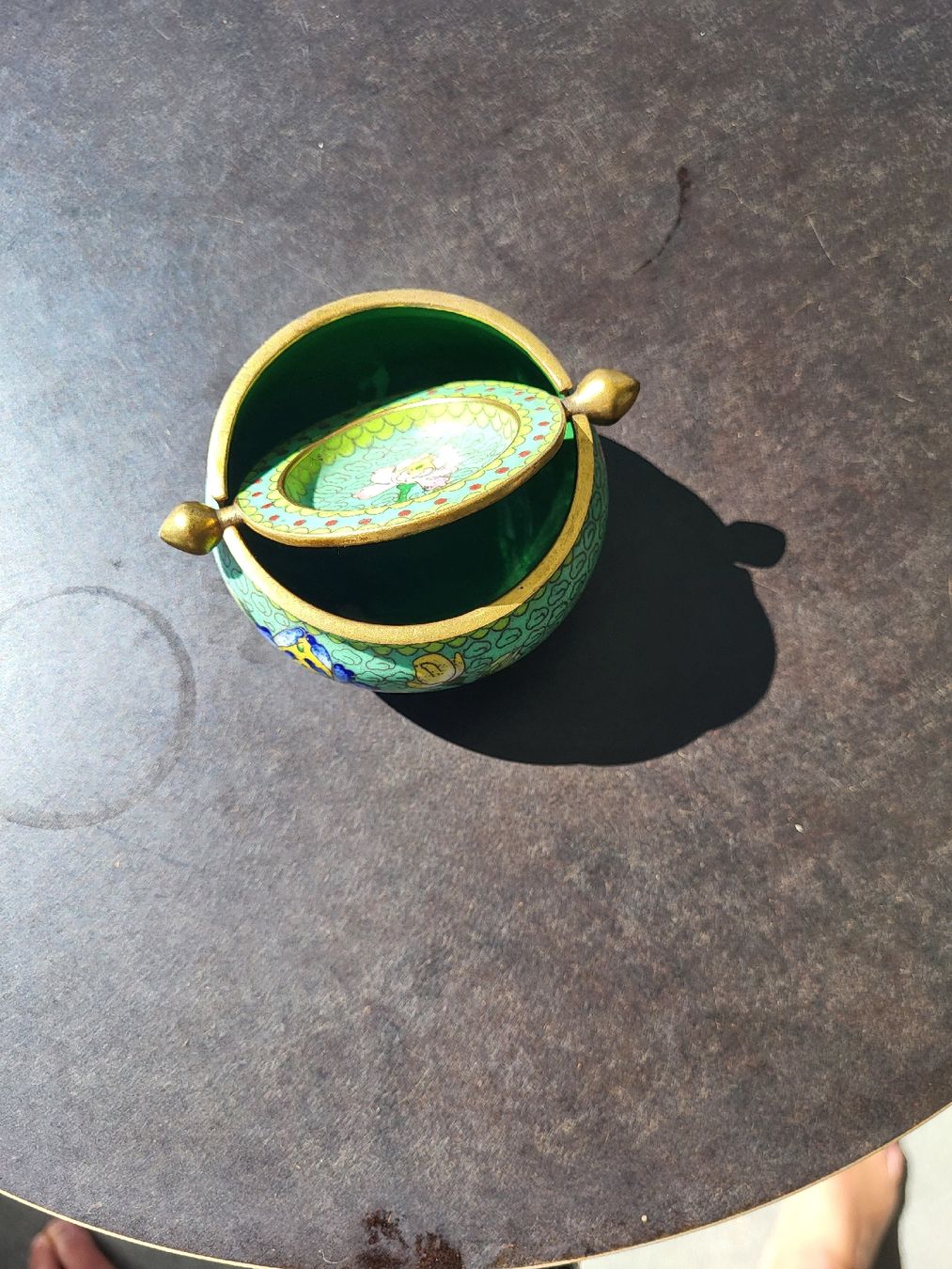 Tutte le decorazioni: Retro Cloisonné Schmuckdose, Grün mit Blumenmuster. – Nuovo (secondo la descrizione) da Zürich venduto da Lizi7 3