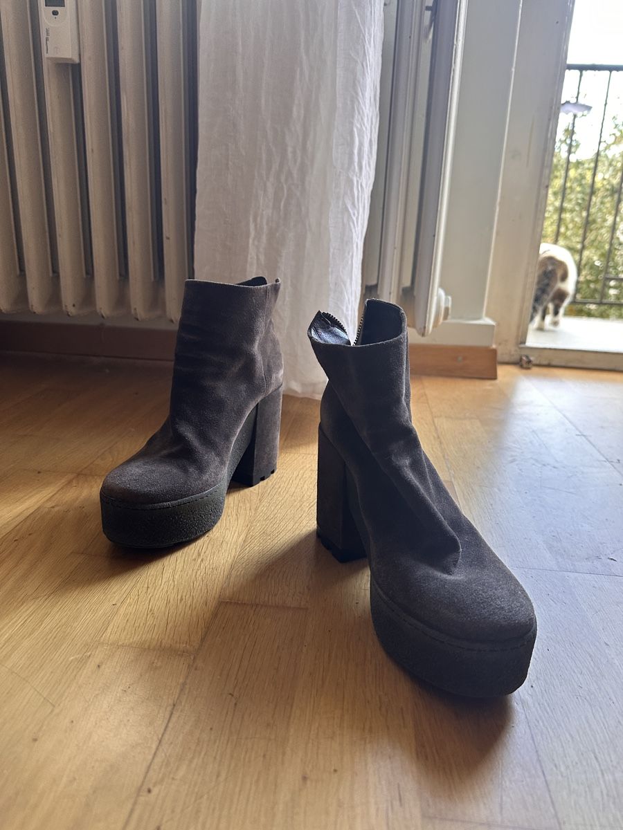 Scarpe da donna: Ankle Boots – Usato da Zürich venduto da Yuliti 1