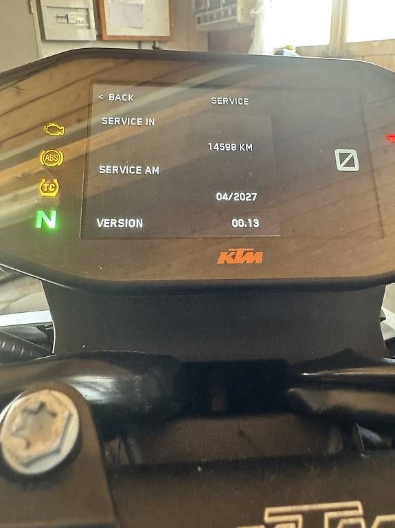 KTM Route: Ktm 890 Duke R – D'occasion à Unteriberg par FOD_GmbH96 4
