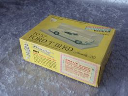 Ford Thunderbird 1957 Vintage 1:48