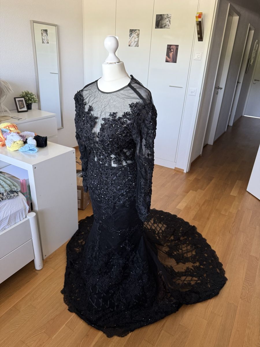 Vestiti: Schwarzes Brautkleid grösse XS – Nuovo (secondo la descrizione) da Langenthal venduto da Linn_Jaeger 1