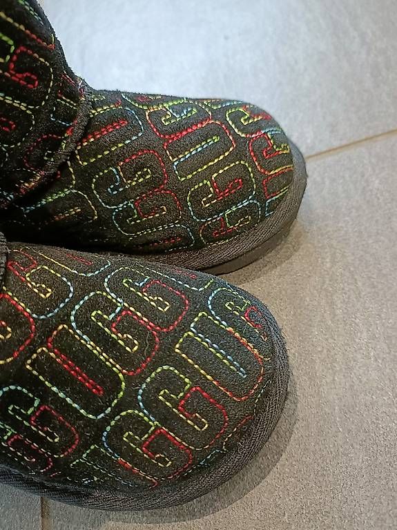 Scarpe per ragazzi: Ugg Gr. 25 – Usato da Pfaffhausen venduto da Mnb84
