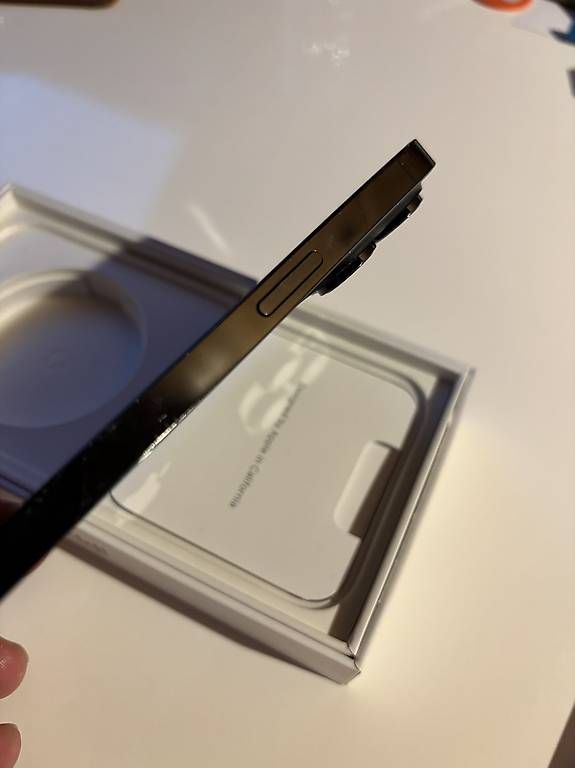 Apple Telefoni cellulari / Smartphones: iPhone 14 Pro Max 256gb schwarz – Usato da Saland venduto da mar_dmc2 2