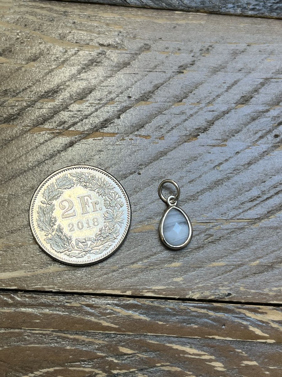 Ciondoli: Blauer Chalcedon Anhänger Silber 925 – Nuovo e nell'imballaggio originale da Worb venduto da alfiie824 1