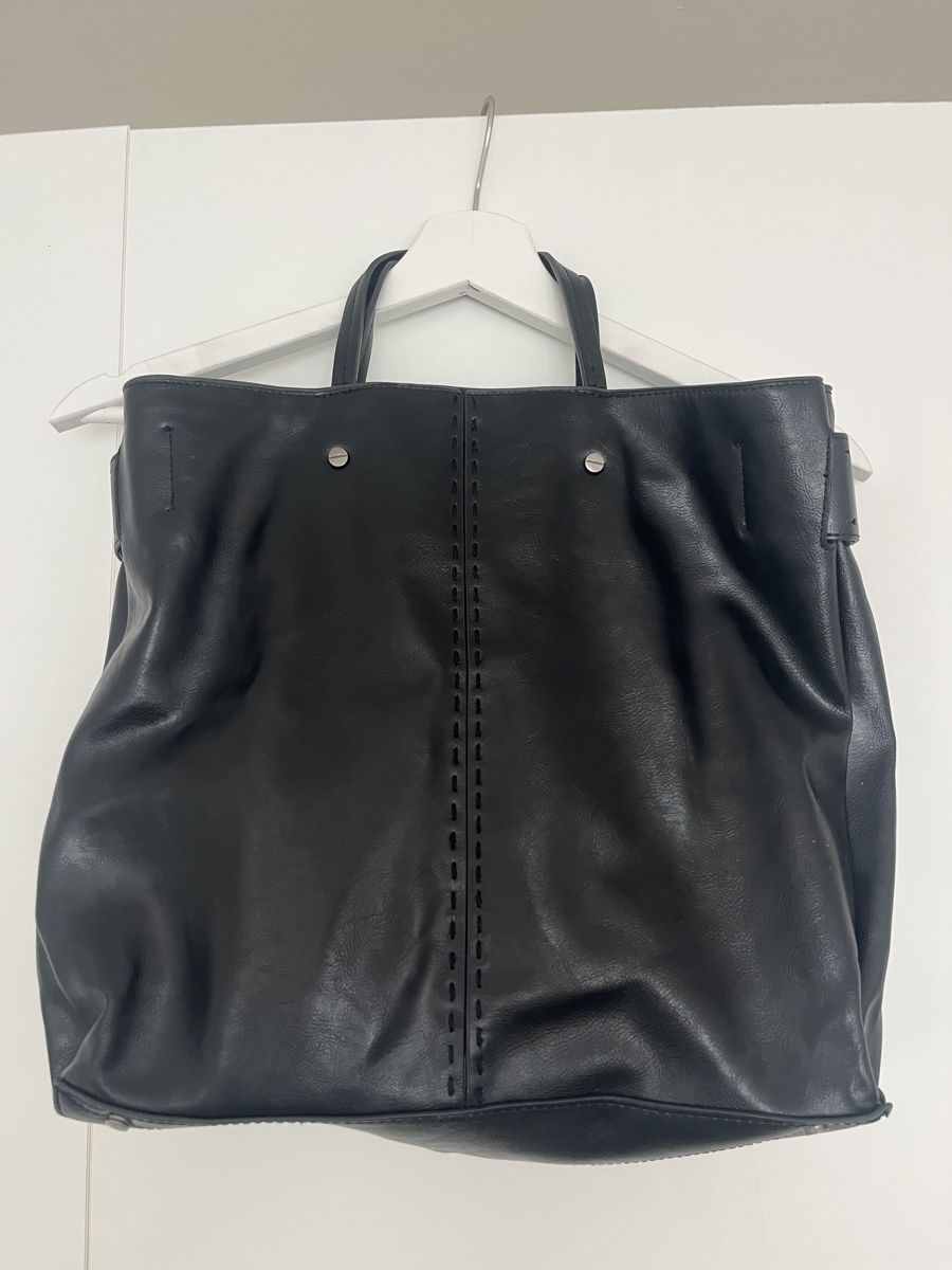 Zara Sacs: Tasche Schwarz Zara – D'occasion à Oberrieden par sha_kzs8 1
