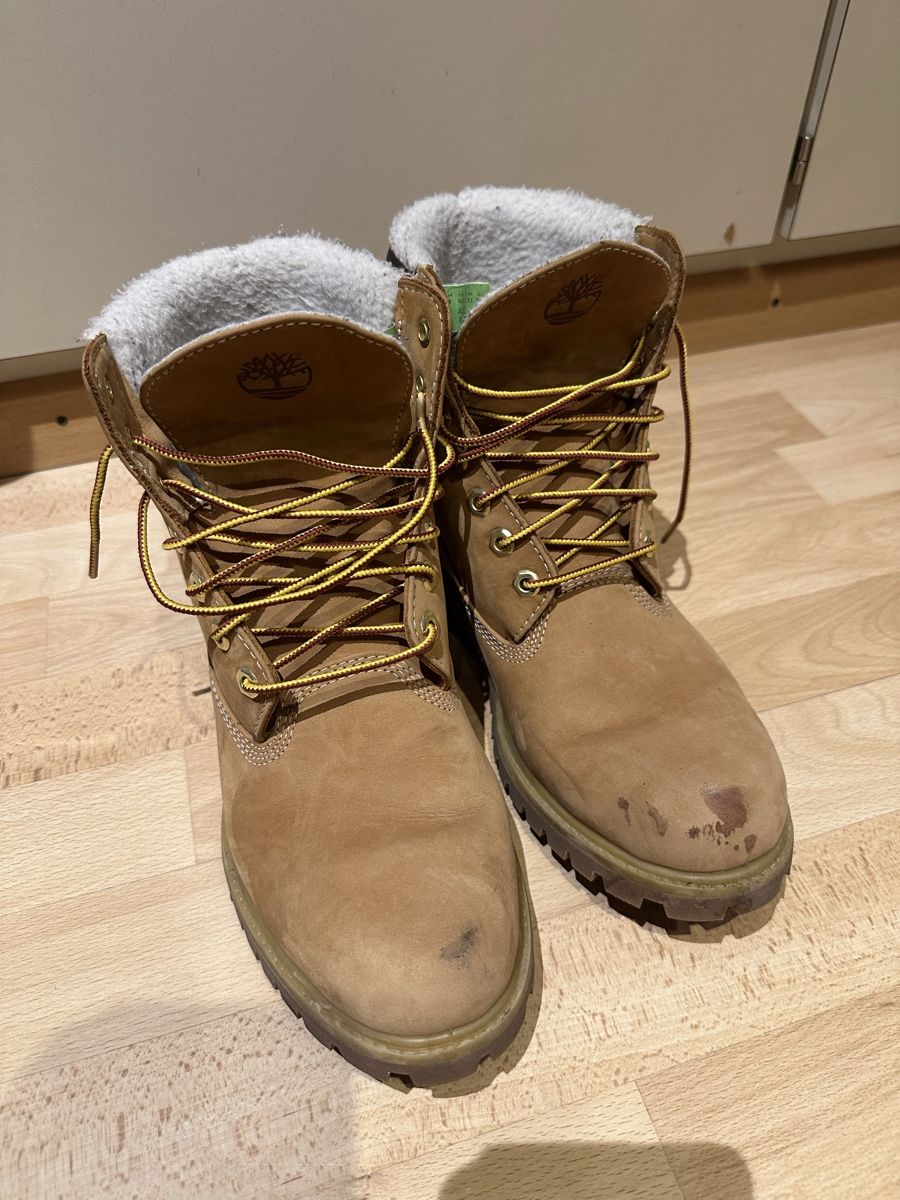 Timberland Scarpe da uomo: Timberland 6IN Warmlinedboot Nubuck Gr. 43,5 Waterproof – Usato da Uetendorf venduto da Gar_9pvy 2