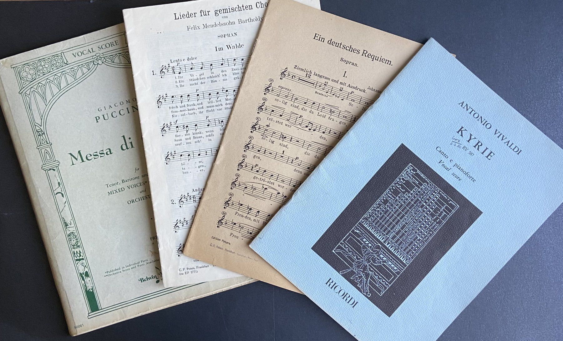 Libri: Diverse Notenbroschüren Klassik – Usato da Böckten venduto da Hansi36