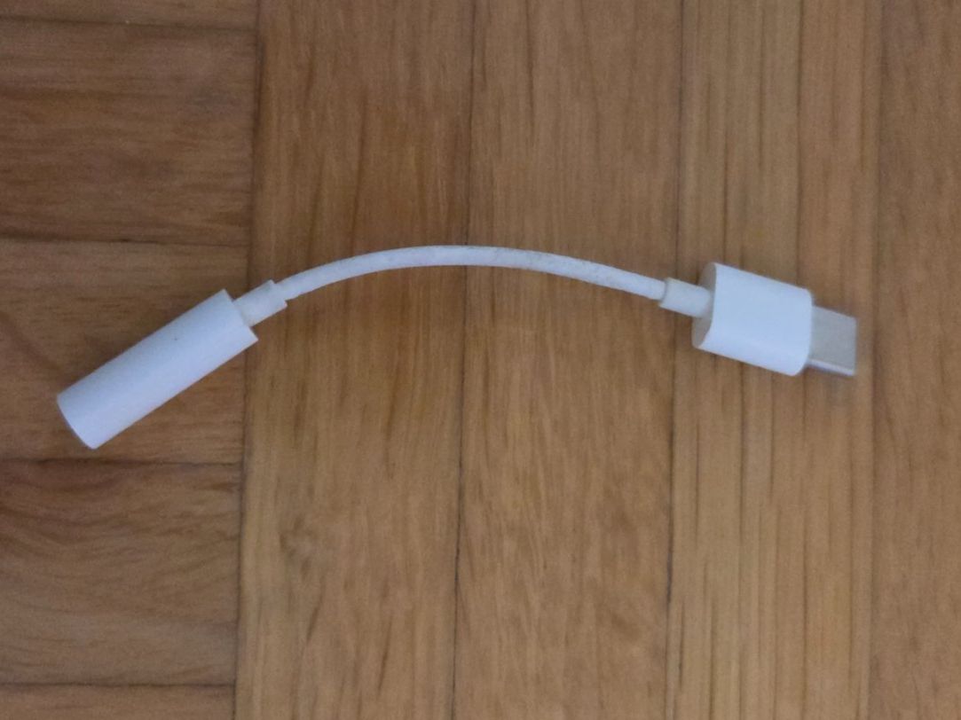 Samsung Lecteurs & Adaptateurs: USB-C auf Klinke Adapter weiss – D'occasion à Winterthur par SilWi