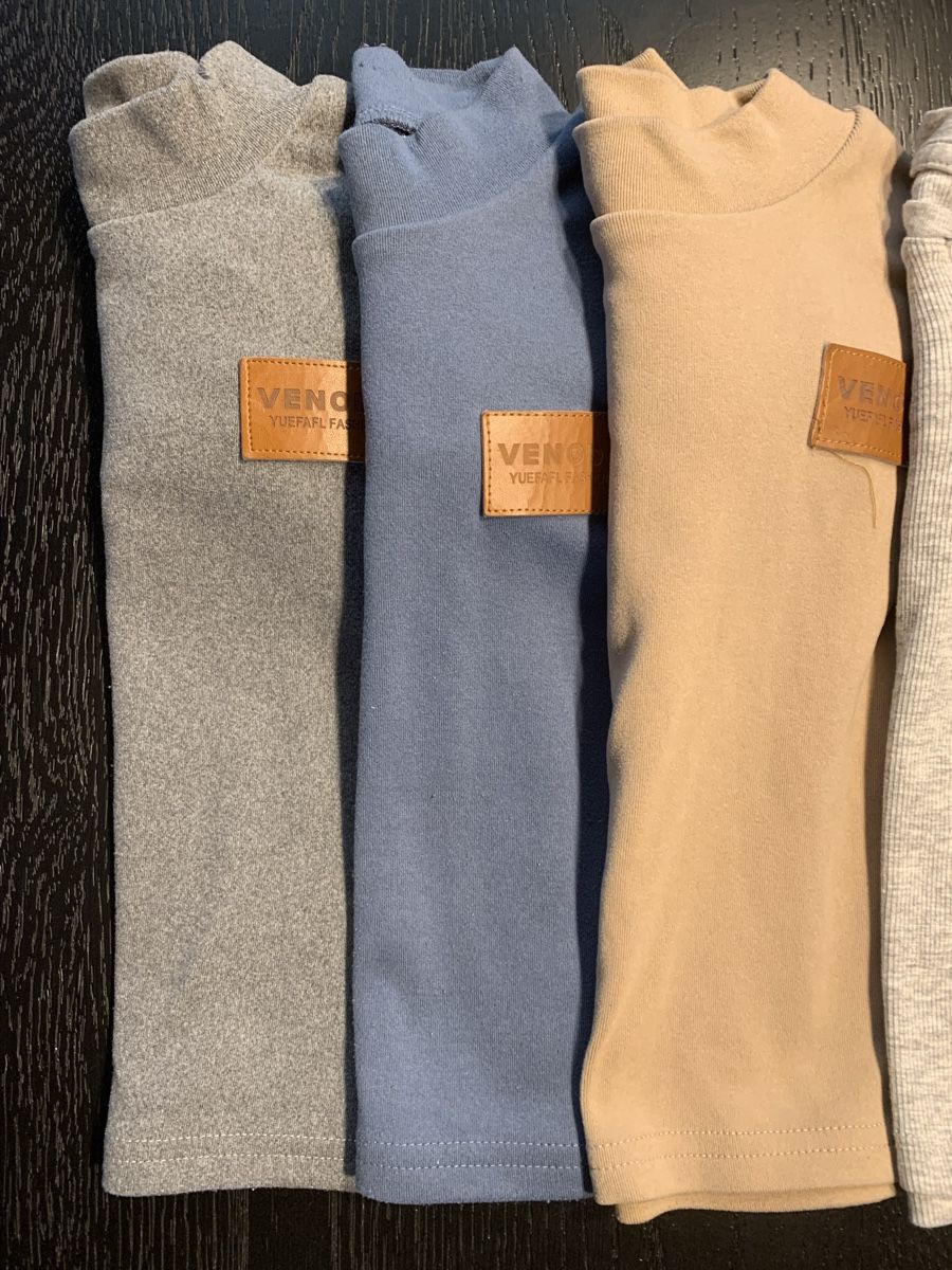 Kleiderpakete & -sets: 11 Jungen Pullover & Langarmshirts Gr. 98/104  – Gebraucht aus Klosters von ari_6y9m 2