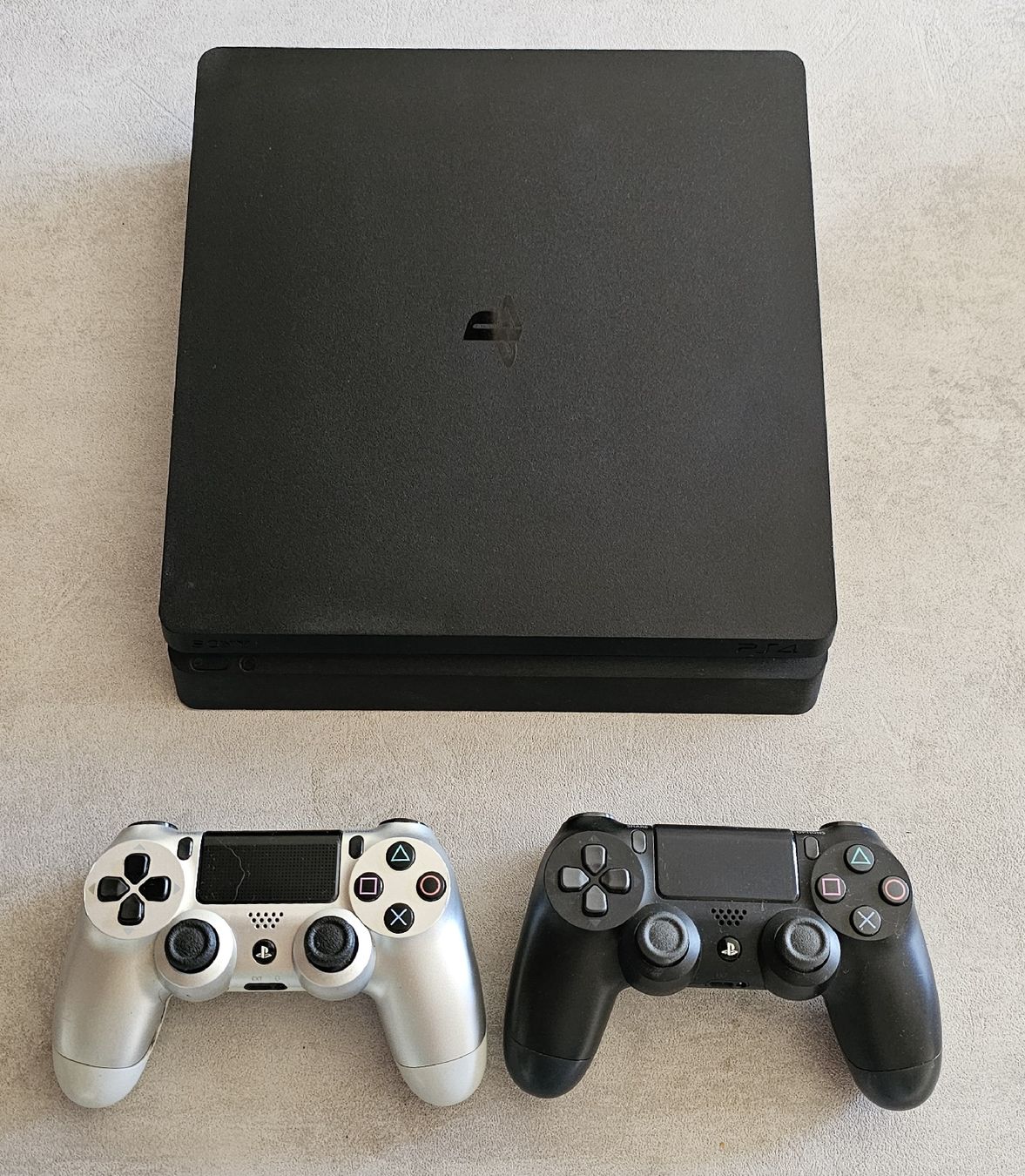 Sony Console: PlayStation 4 + 2 Controller + 7 Giochi (anche separati) – Usato da Giornico venduto da and_mx2p 1