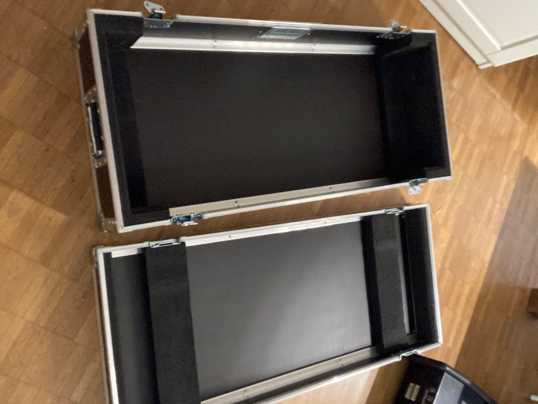 Reisekoffer: Keyboard Flight-Case 102 x 45, 5 x 25.5 – Gebraucht aus zürich von Scaramouche 4