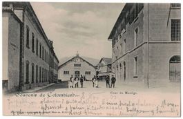 Souvenir de Colombier, Cour du Manège, circulée 1900