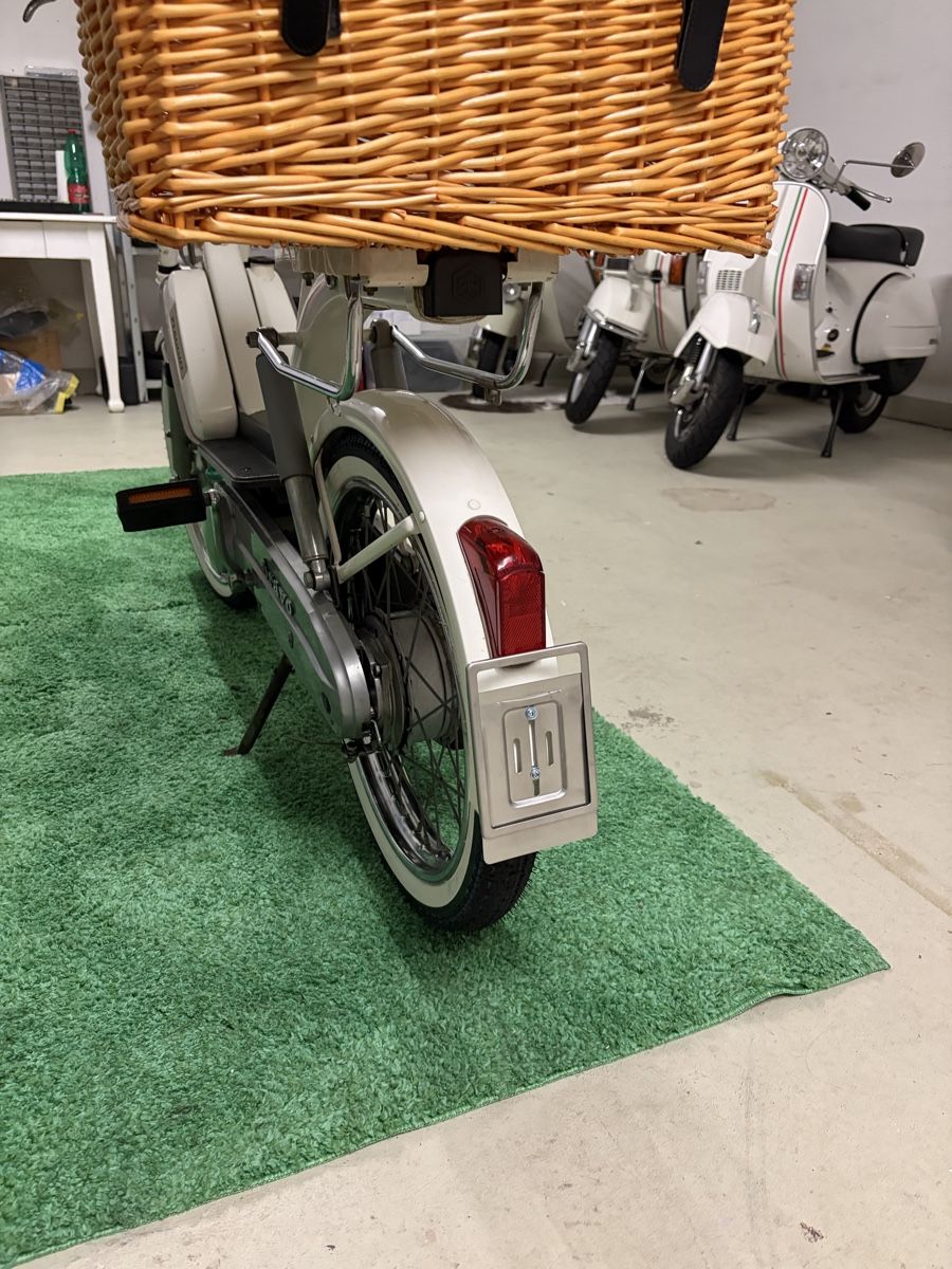 Piaggio Mofas: Piaggio Bravo weiss – Gebraucht aus Root von 156500 3