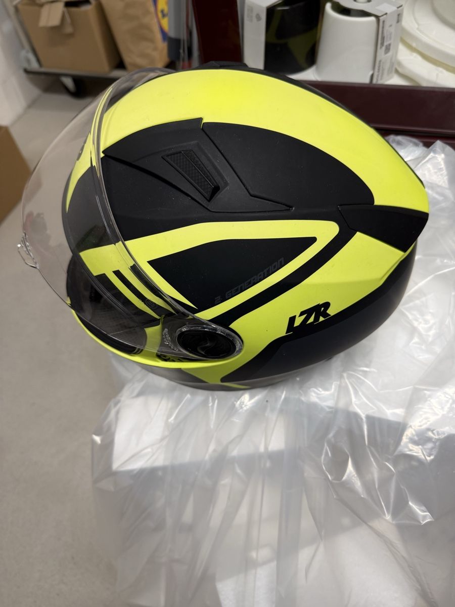 Caschi & visiere: Motorrad helm  – Usato da Goldach venduto da ztp 1