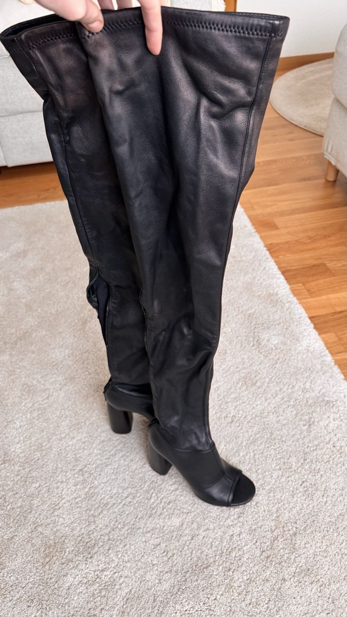 Damenschuhe: Offene Overknee-Stiefel – Gebraucht aus Esslingen von The_Easy