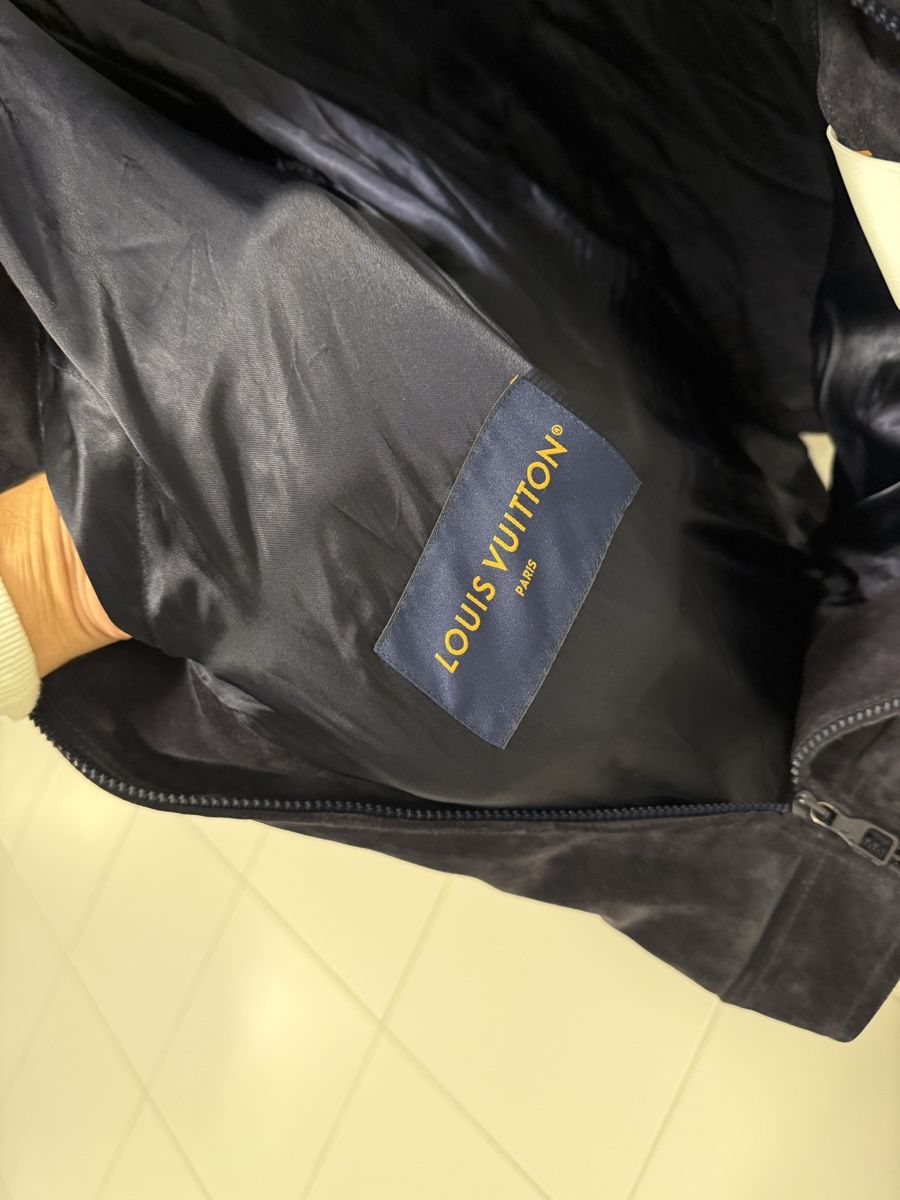 Louis Vuitton Jacken: Louis Vuitton Suede Jacket Navy – Neu (gemäss Beschreibung) aus Genève von SG_73 4