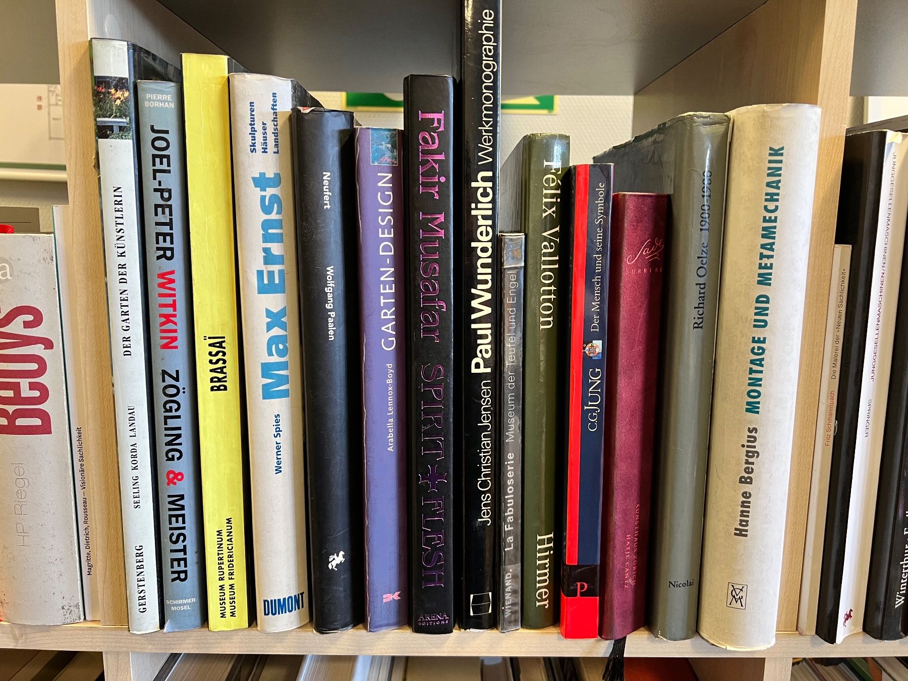 Libri: Kunstbücher Sammlung mindestens 180 Stück – Usato da Adliswil venduto da buch_und_kunst 1