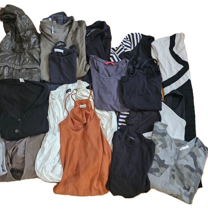 Kleiderpakete: Grosses Paket Gr. M - Basic Business Chic mit Marken – Gebraucht aus Füllinsdorf von Sunnebliemli7 4