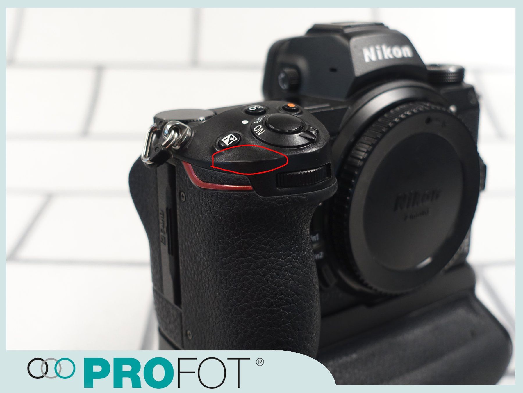 Nikon Kamera: Nikon Z7II mit Multifunktionshandgriff MB-N11 & 3x Akku's – Gebraucht aus Muri von  9