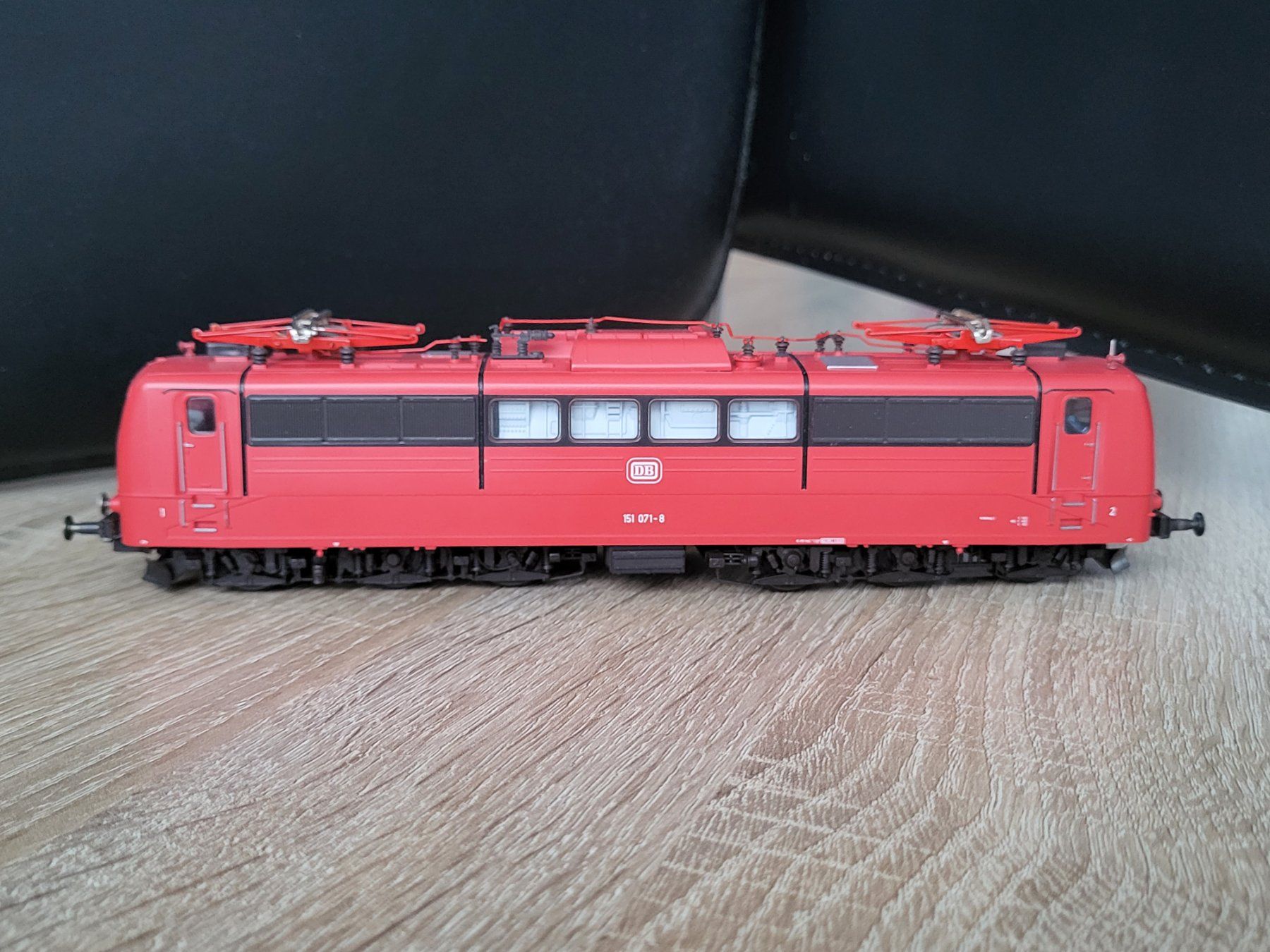 Roco Modelleisenbahnen: H0 Roco DB Baureihe 151 071-8 rot – Gebraucht aus Oberburg von sensetal 5