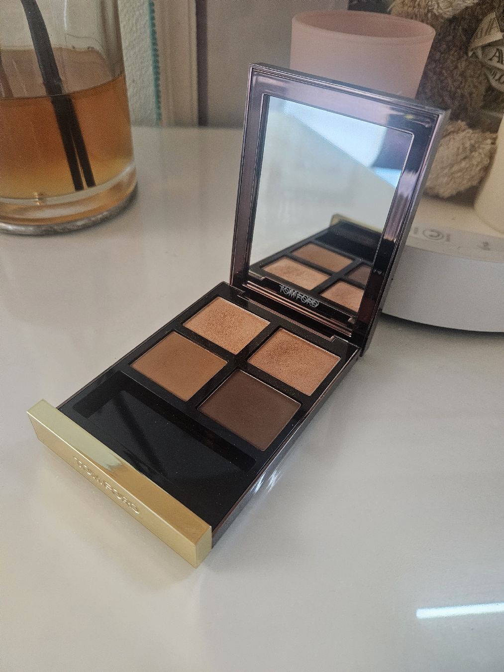Tom Ford Make-up: Tom Ford Eye Color Quad 28 De la Crème – Usato da Muri AG venduto da lae_kf7w