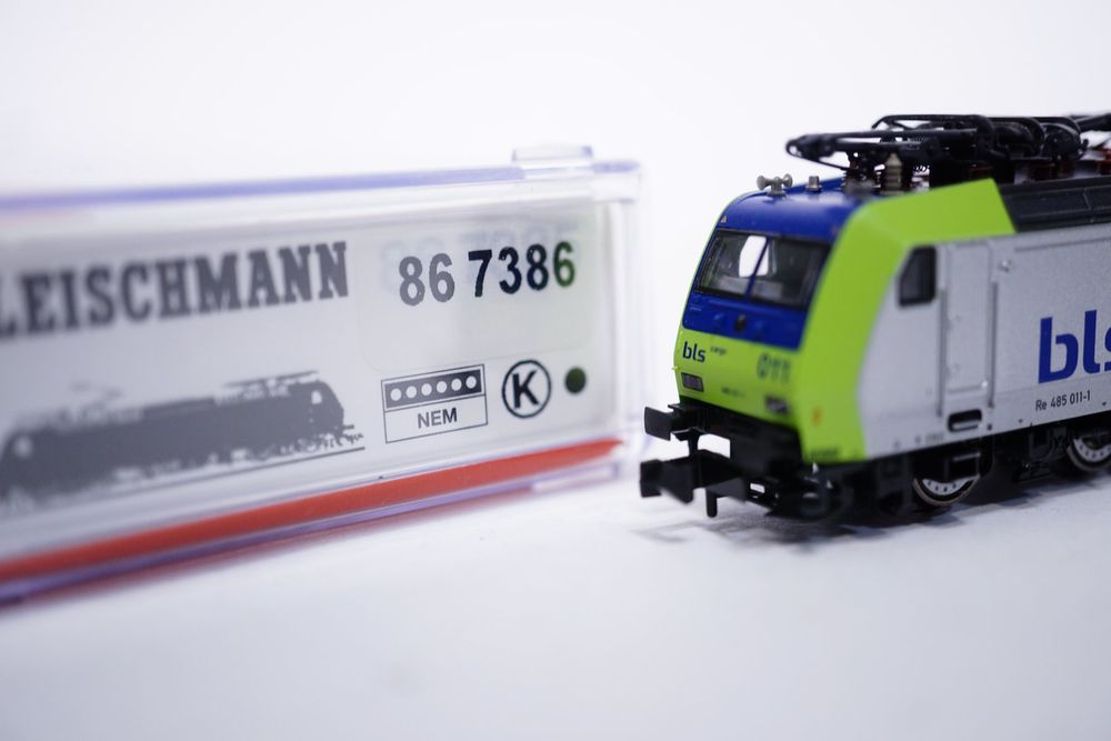 6∑ Fleischmann N 867386 BLS Re 485 Cargo E-Lok | Kaufen auf Ricardo