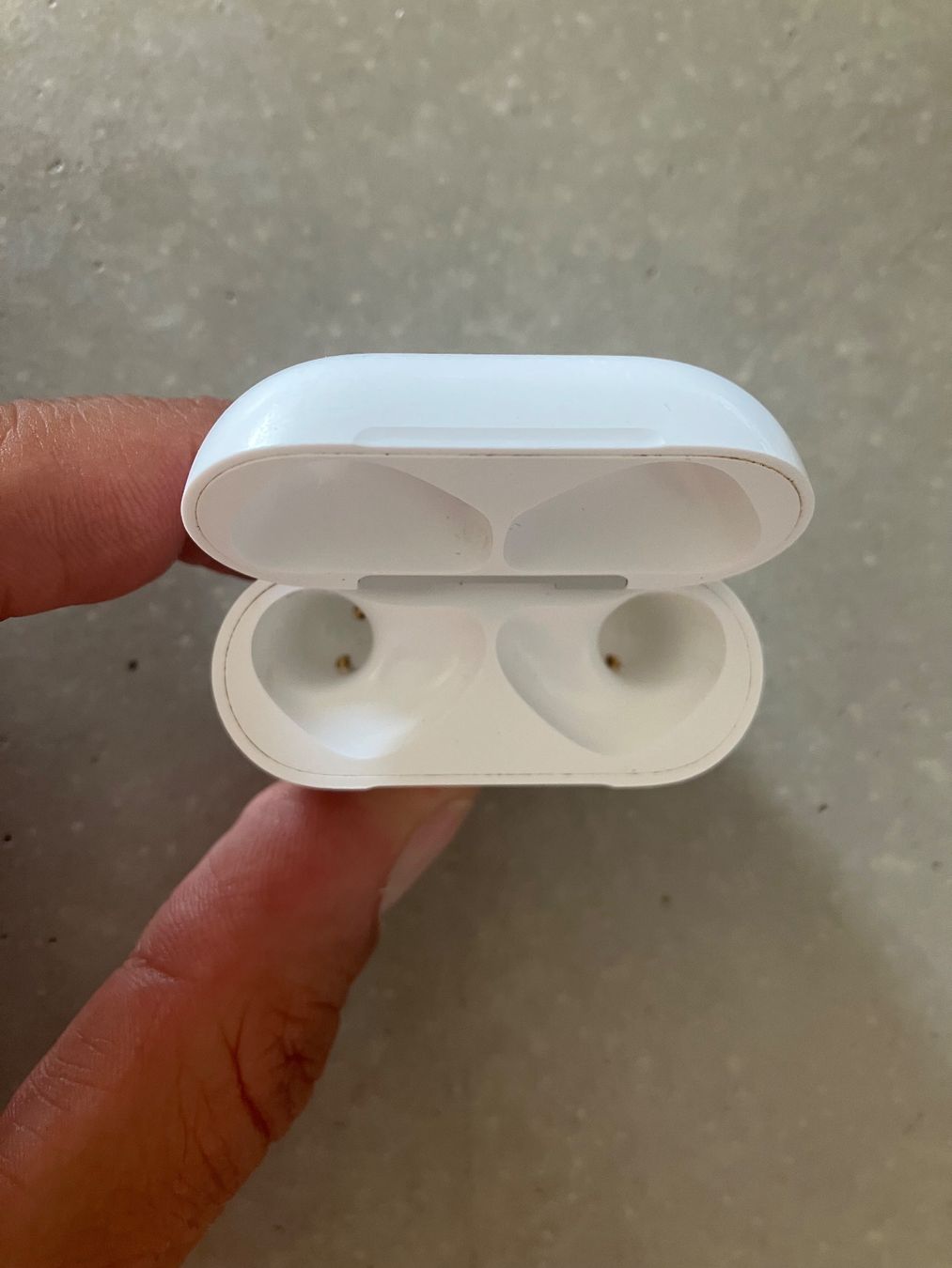 Apple Cuffie: APPLE AIRPODS 4 CASE ANC – Usato da Lausanne venduto da mr.v 3