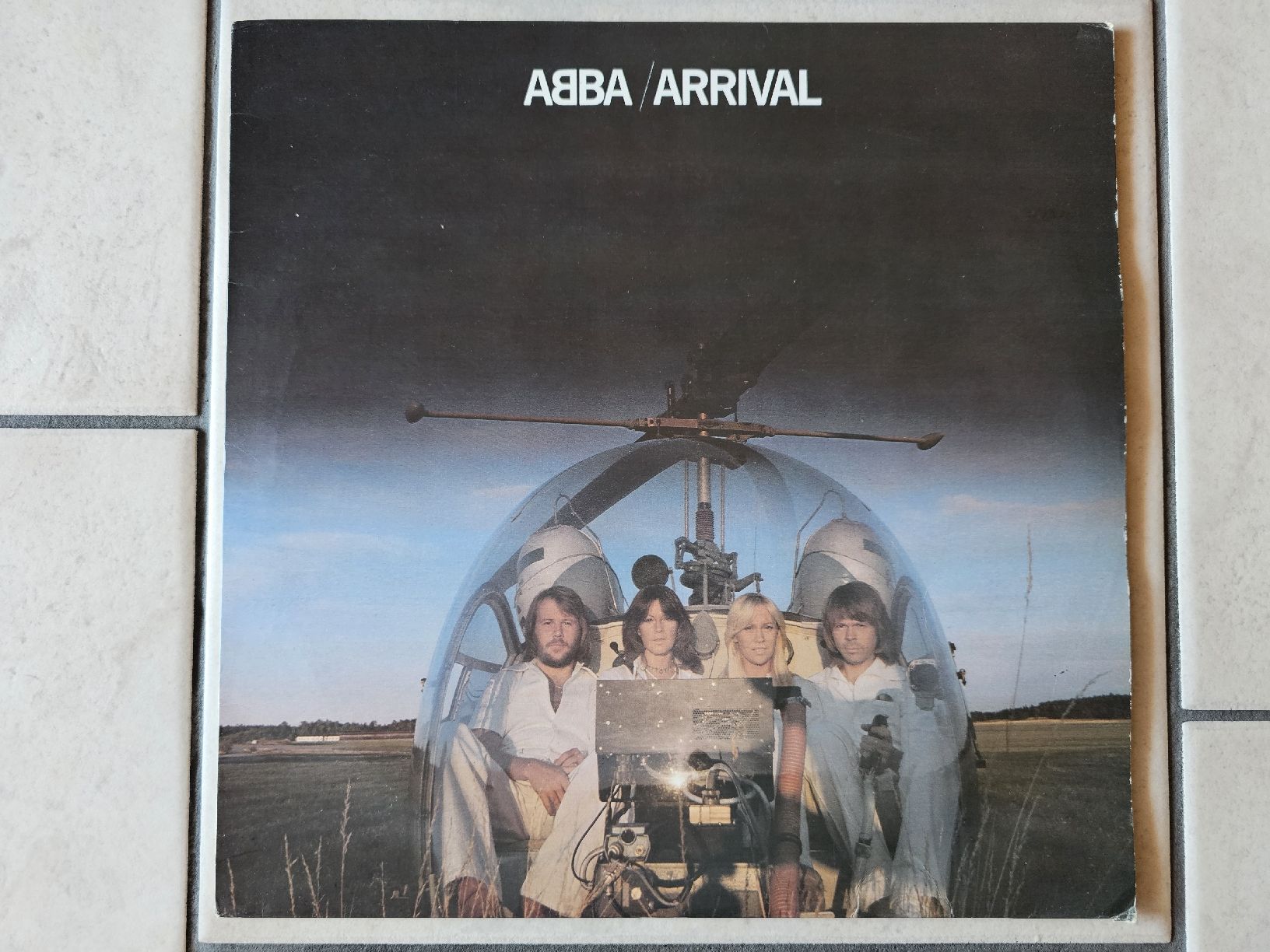 Dischi in vinile: ABBA  -  The Arrival  /  LP – Usato da Schneisingen venduto da backstore24