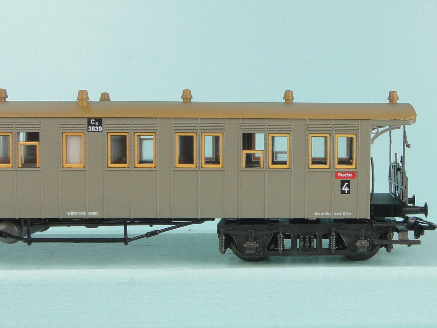 Märklin Modellini di ferrovie: Märklin 4214 Plattformwagen – Usato da Bülach venduto da cann11 4