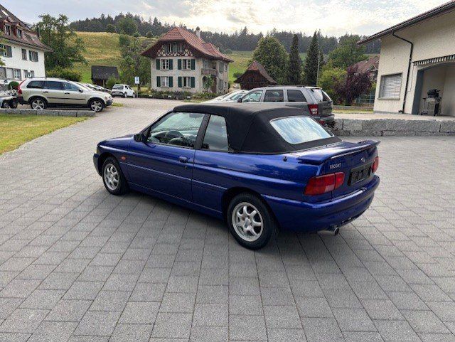 Ford Automobili: Sehr gepflegt Ford XR3i – Usato da Ursenbach venduto da Driver88 2