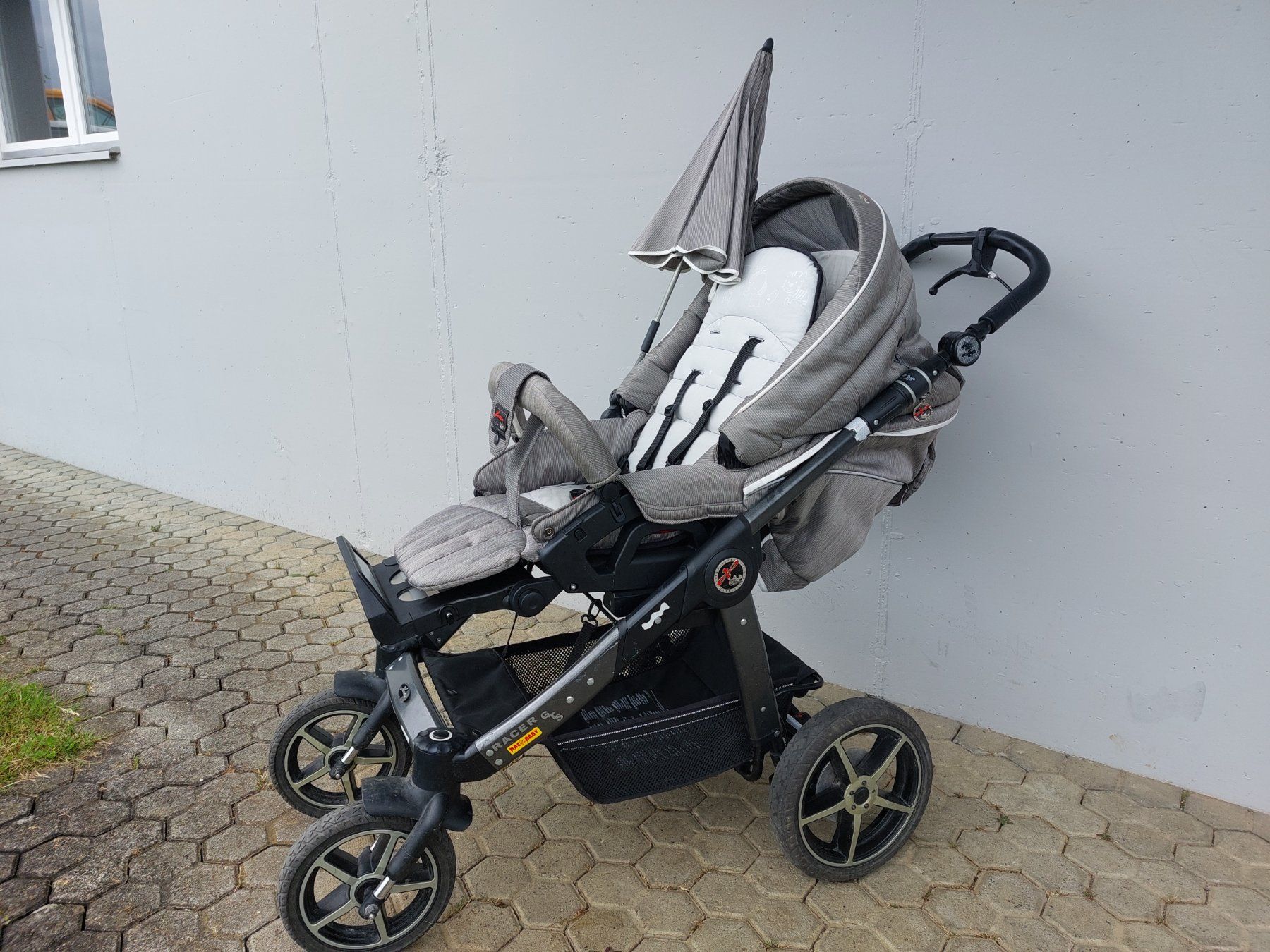 Hartan Carrozzine: Kinderwagen Hartan Racer GTS – Usato da Nottwil venduto da outback-ev 2