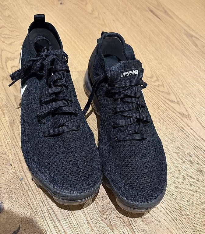 Nike Herrenschuhe: Nike Air VaporMax Flyknit Herren – Gebraucht aus Wittenbach von bur_6d85