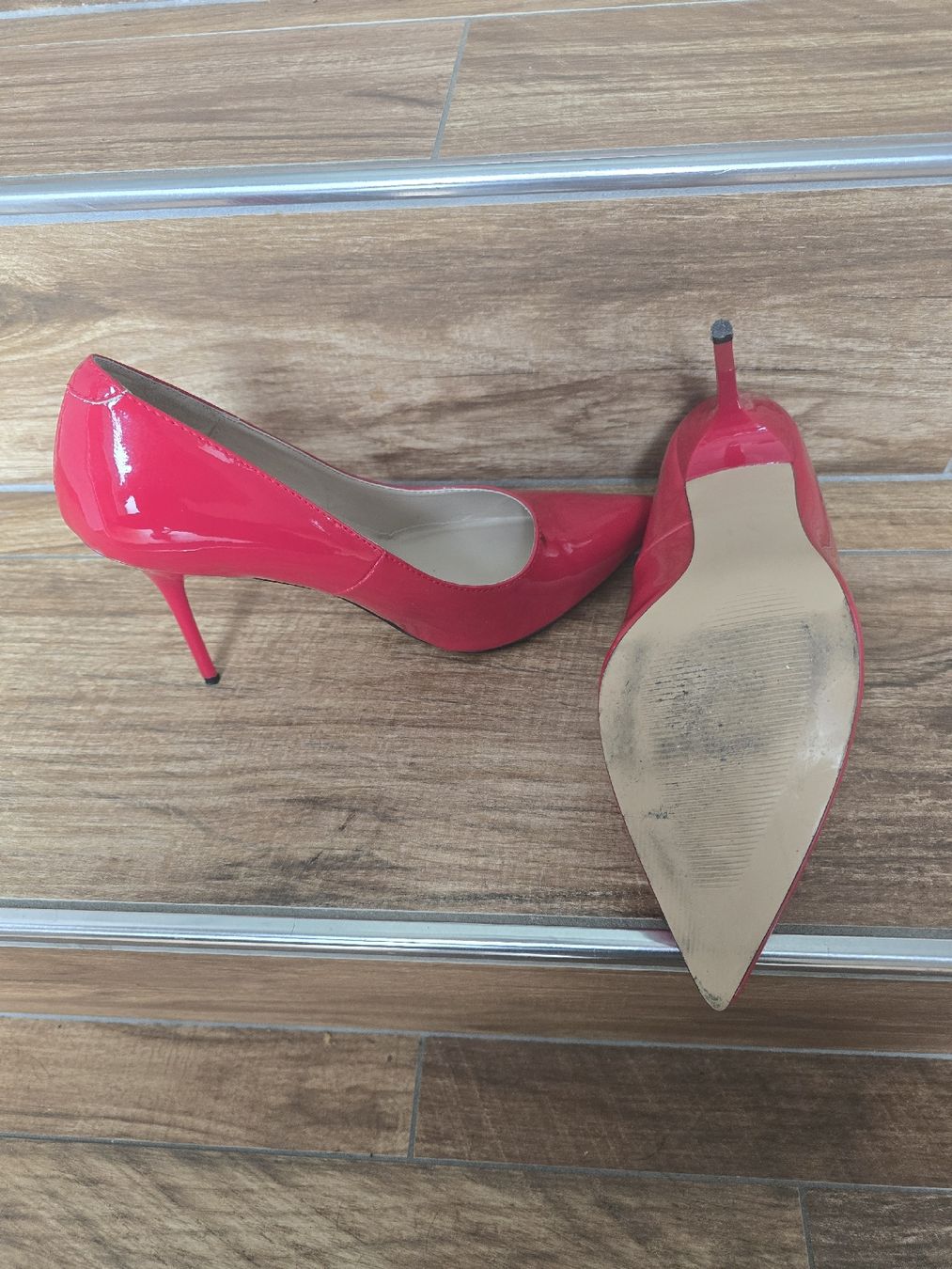Scarpe da uomo: Rote Lack Pumps, vin Pleaser Gr. 41.5 – Usato da Kirchleerau venduto da KRGR78 2