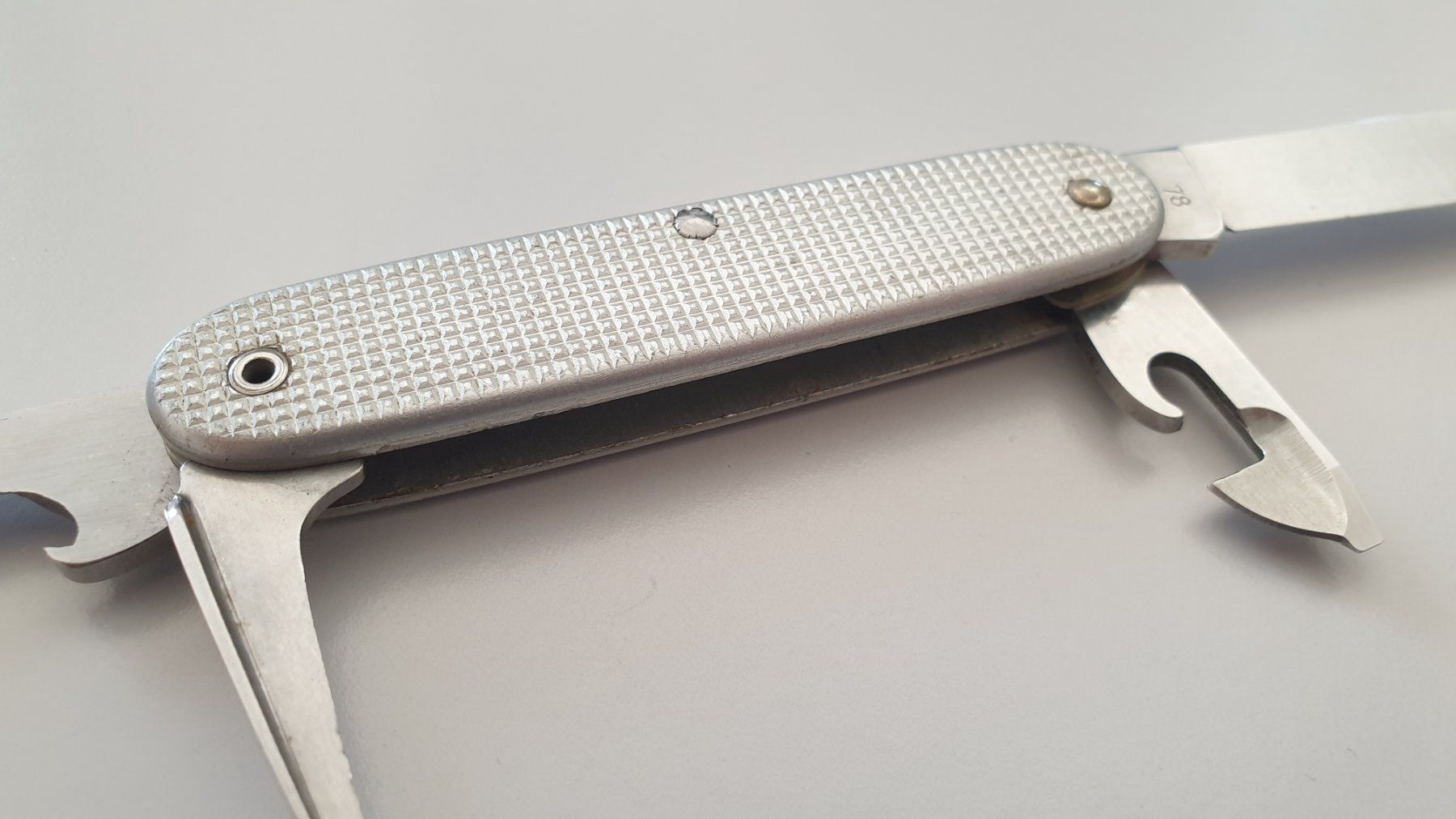 Wenger Coltelli tascabile: 78 Wenger Militar Alox Sackmesser – Usato da Val D Illiez venduto da SnowRoof 6
