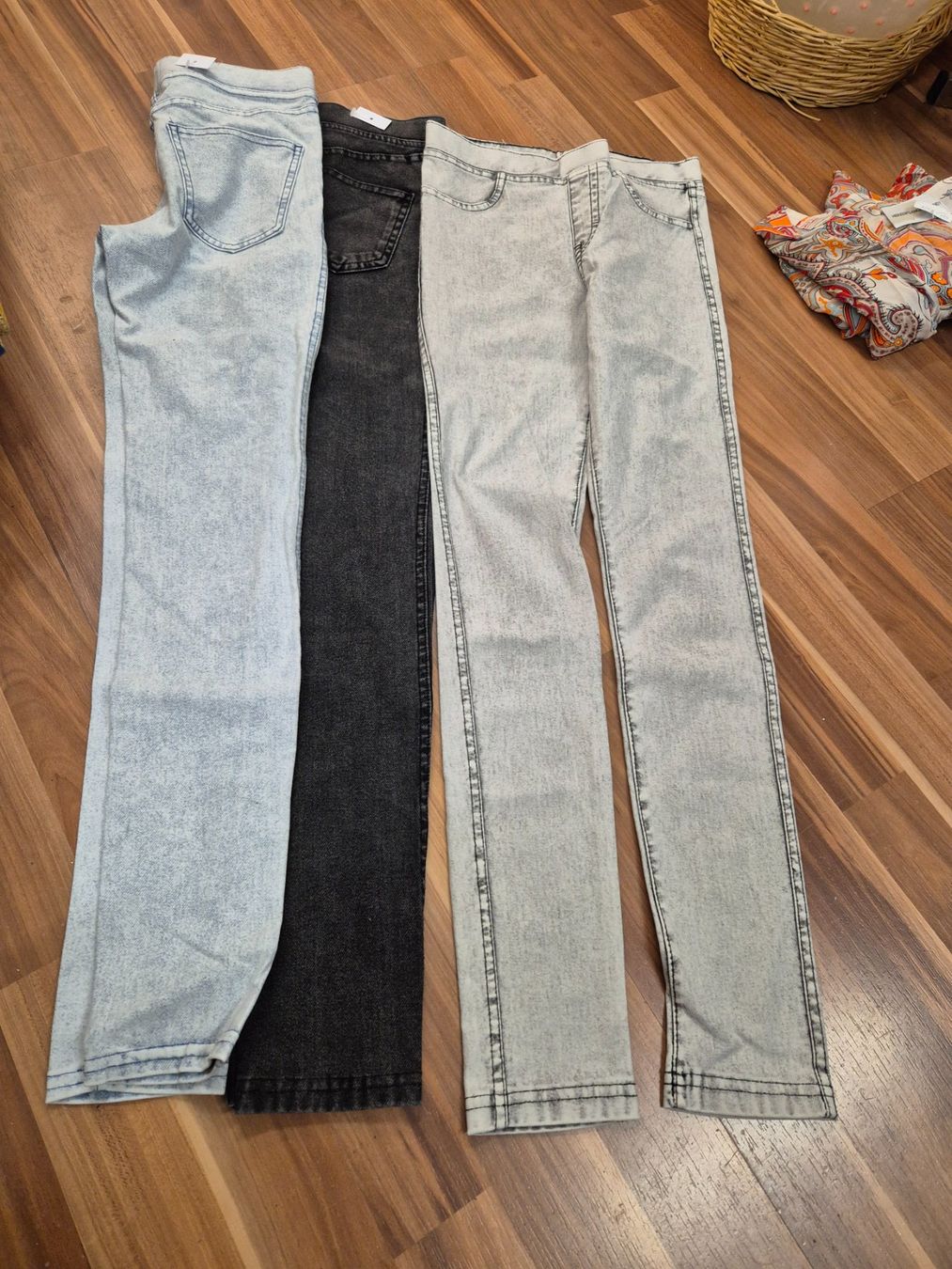 Calze & Collant: 3 Jeggings gr 146 B30 – Usato da Schwarzenburg venduto da Flamingo07