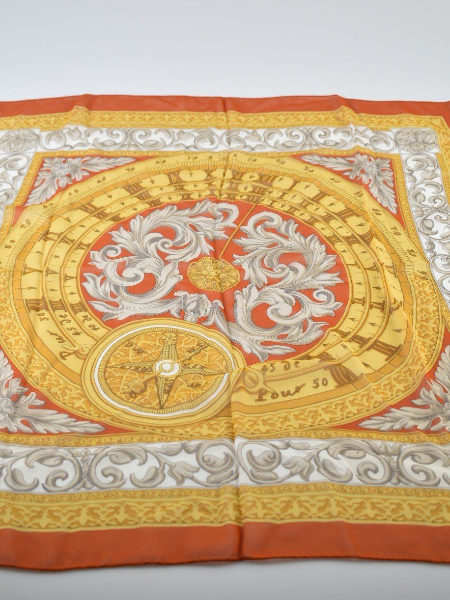 Aigner Foulard & Sciarpe: Aigner Seiden Foulard – Usato da Nürensdorf venduto da 2ND_STORY 1