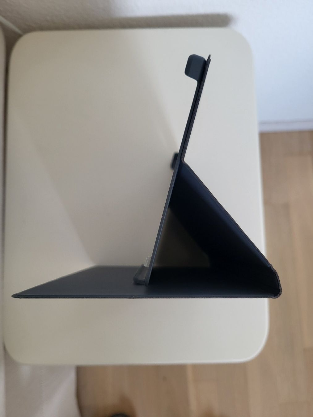 Samsung Covers & Taschen: Custodia per tablet Samsung Tab A7 Lite grigio – Gebraucht aus Braunau von bar_hd98 5